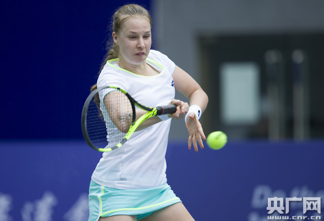 轻阵容已经 轻阵容已经